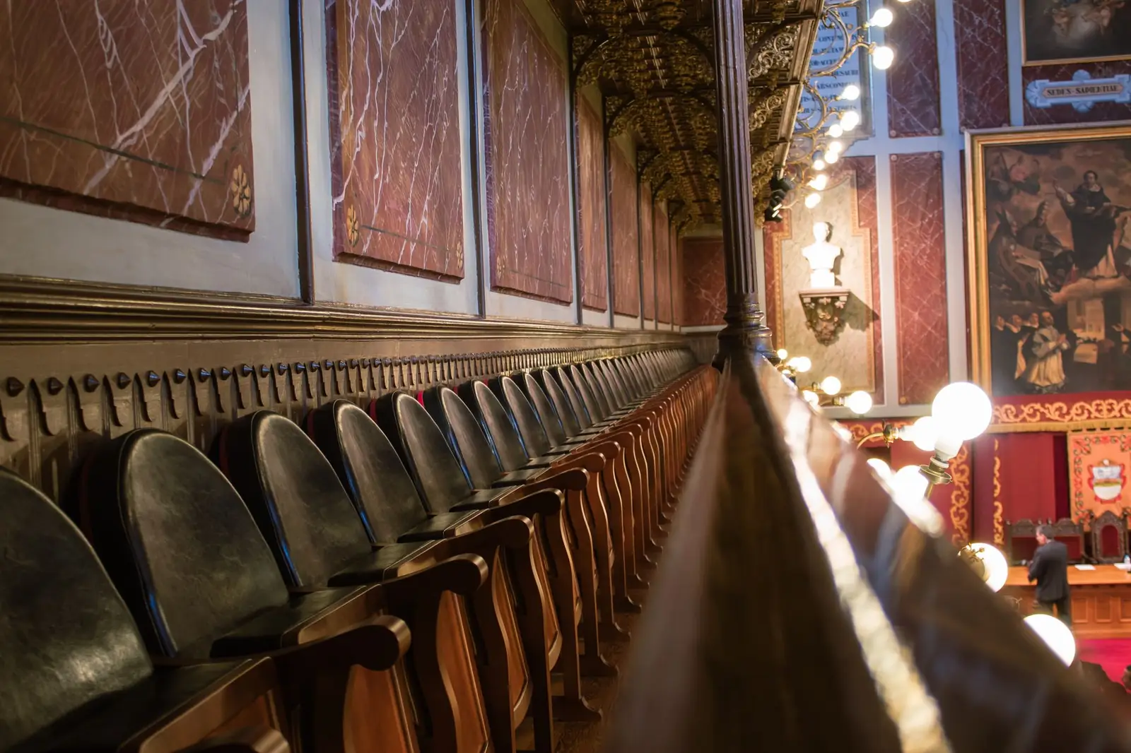 Theater & Abendprogramm